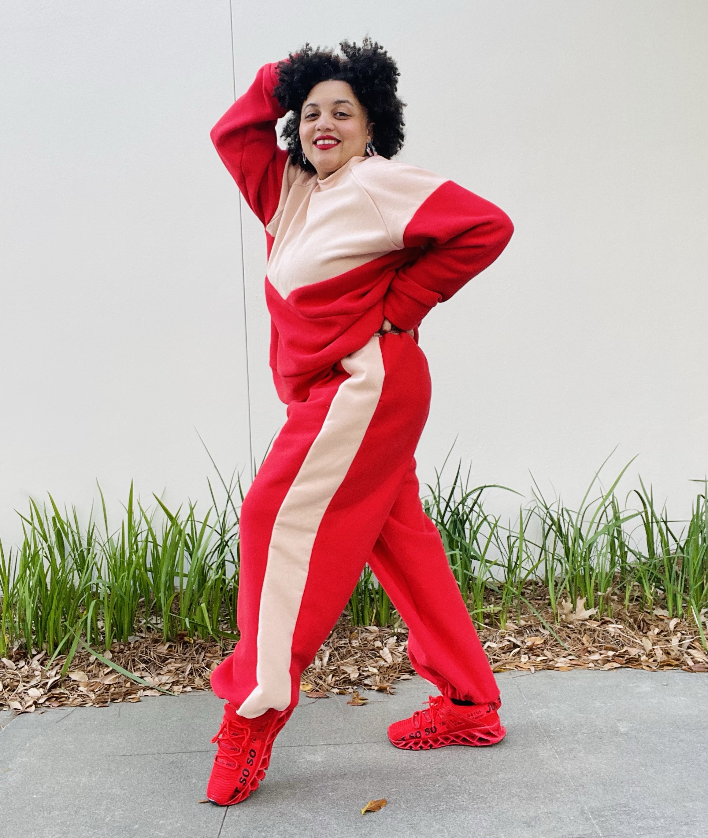 I made a jogging suit using a free sewing pattern! Plus pattern hack ...
